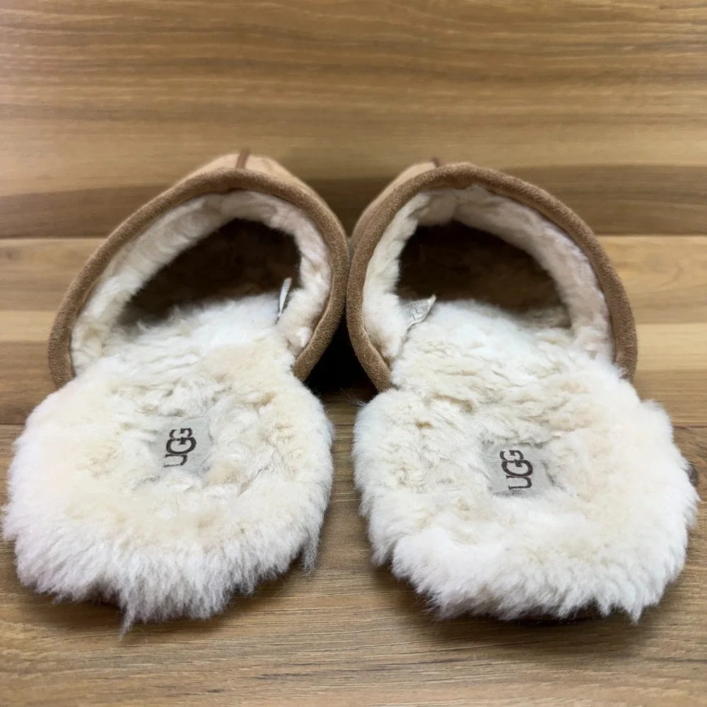 UGG Scuff Slipper Mens 10 Chestnut Suede Shearling Fur Lined Cozy